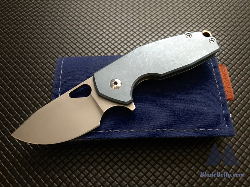 Vox Knives F9 - Stonewashed Blade Tumbled Blue Handles