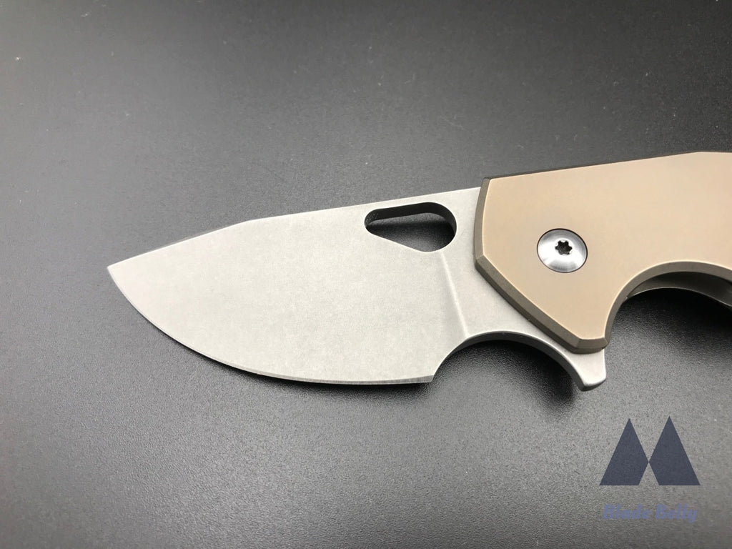 Vox Knives - F9 W/ Bronze Handle